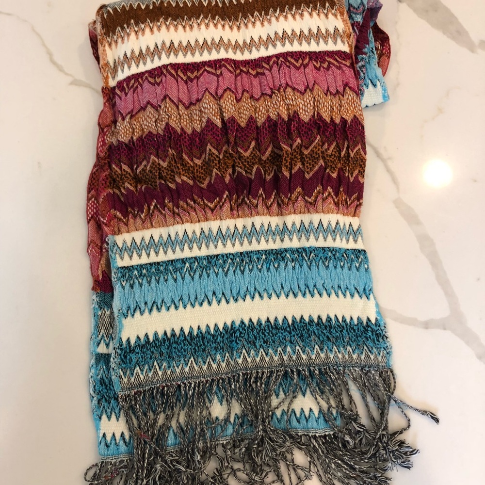 Tolani scarf
